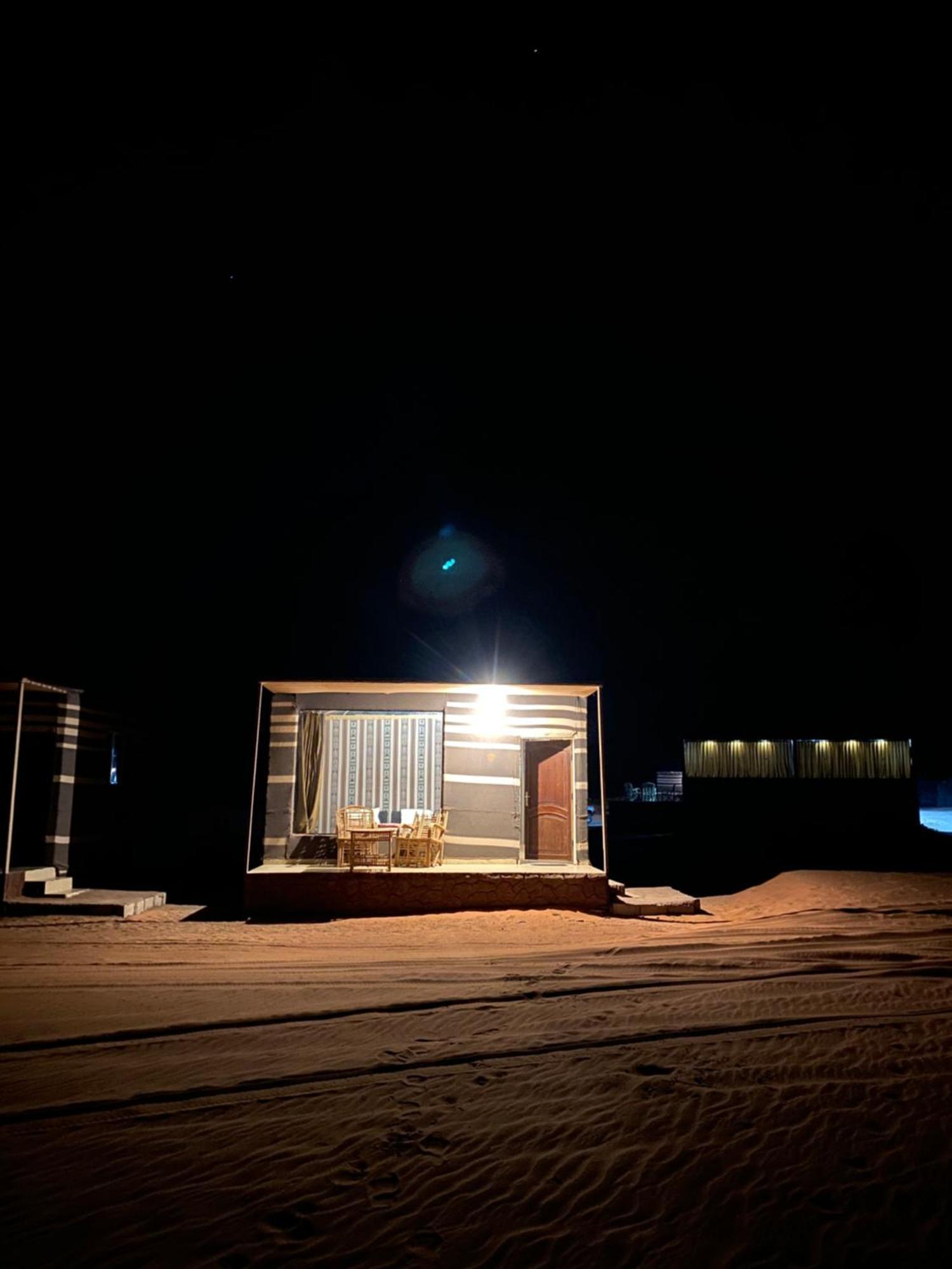 Wadi Rum Camp Екстер'єр фото
