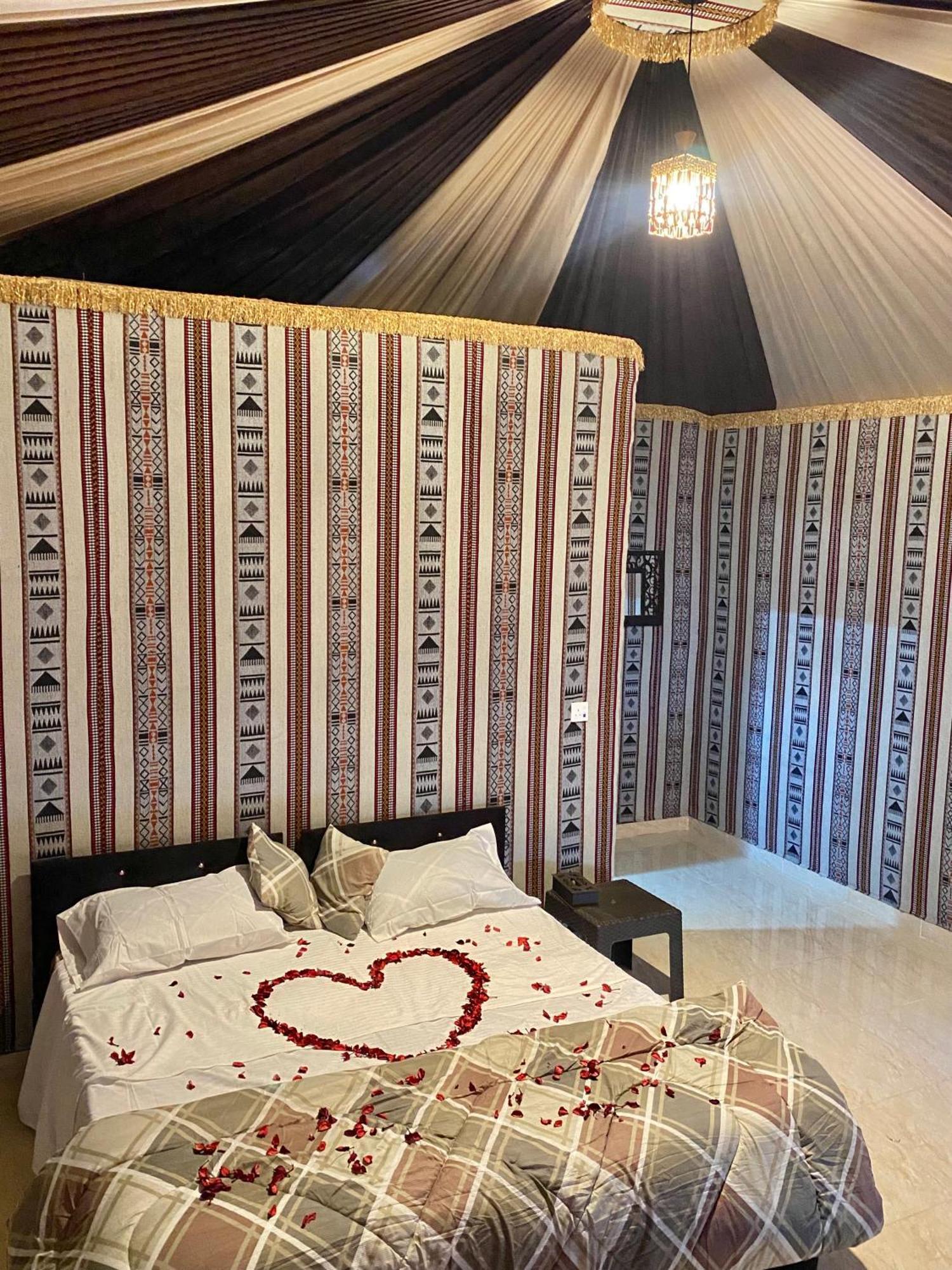 Wadi Rum Camp Екстер'єр фото