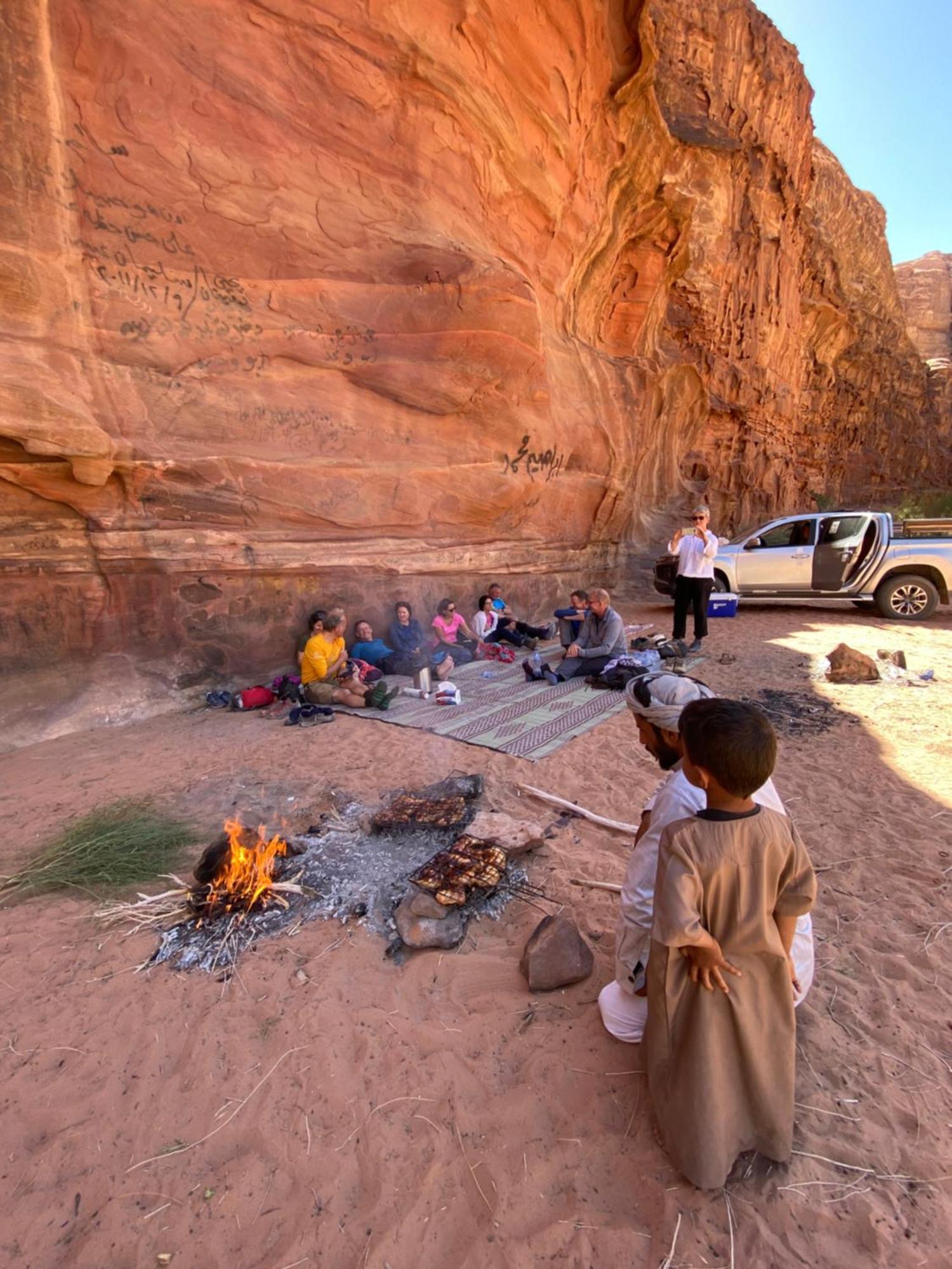 Wadi Rum Camp Екстер'єр фото