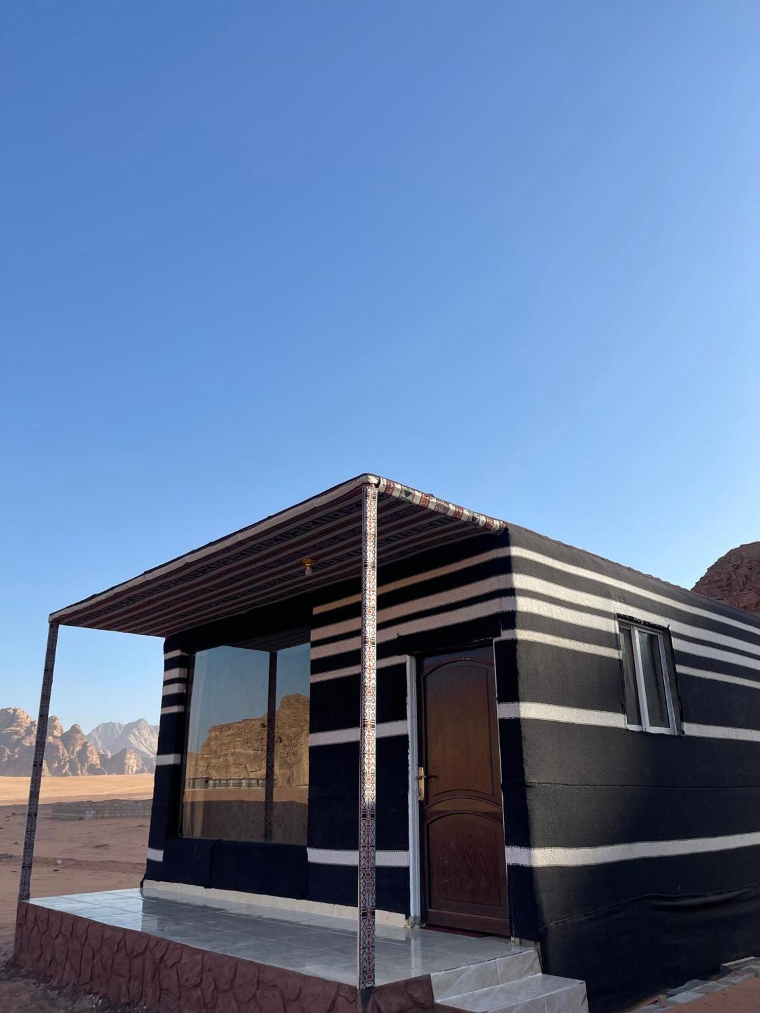 Wadi Rum Camp Екстер'єр фото