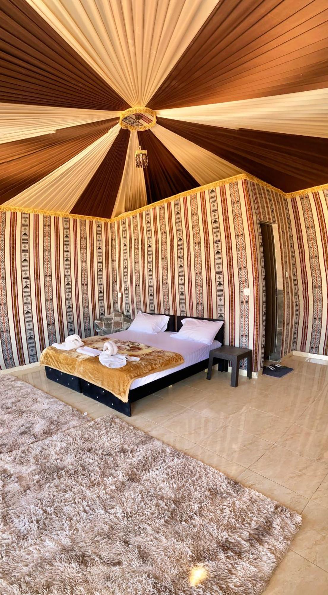 Wadi Rum Camp Екстер'єр фото