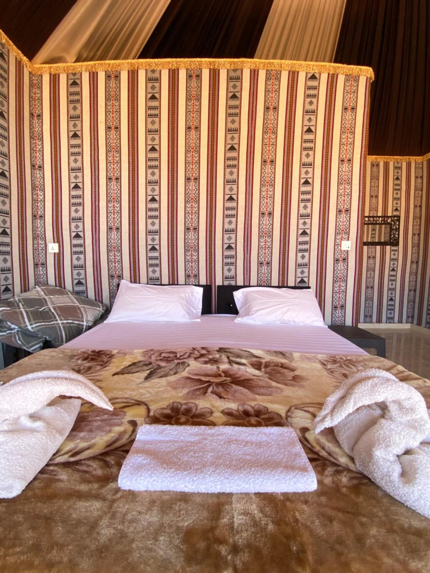 Wadi Rum Camp Екстер'єр фото