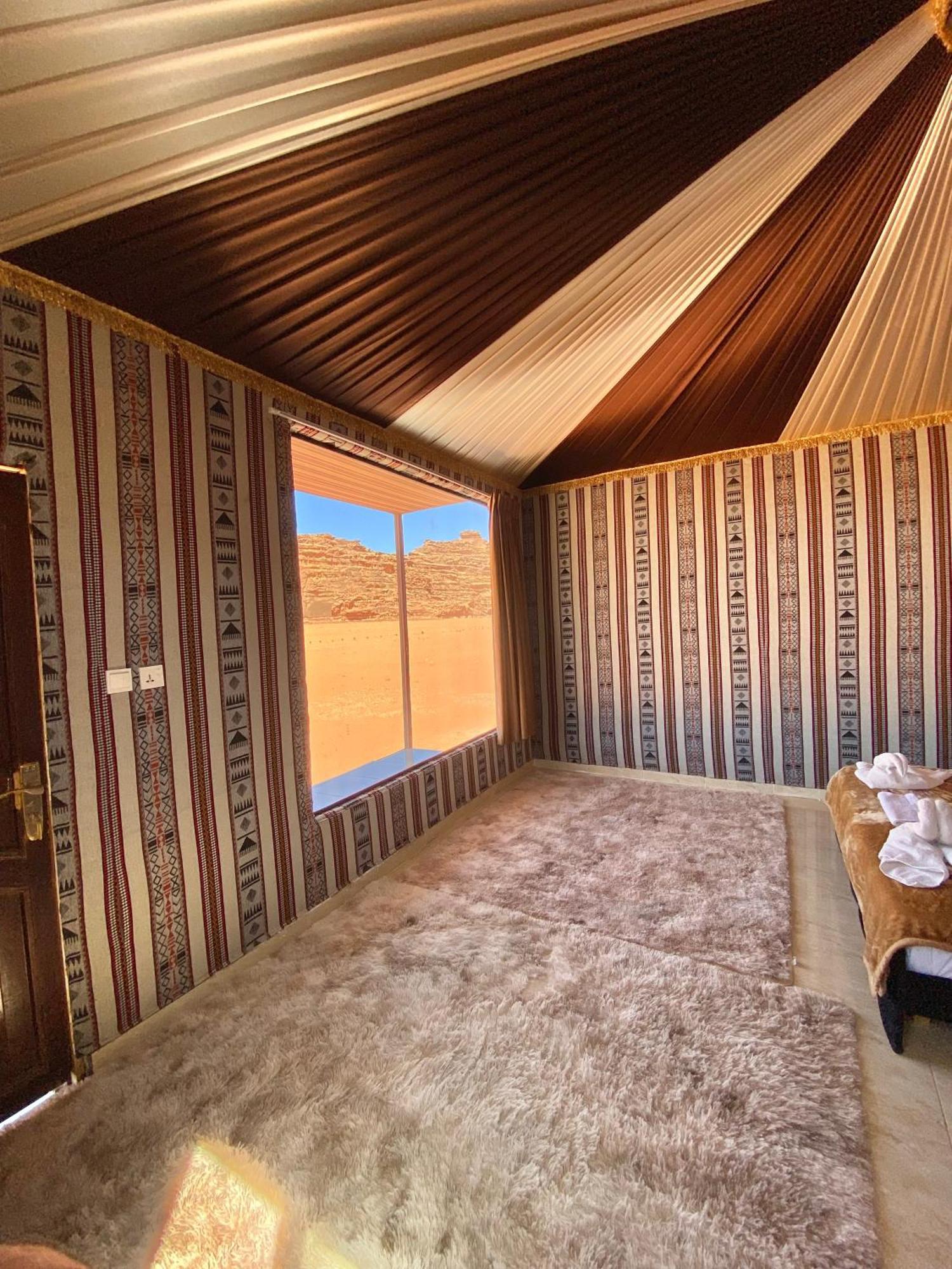 Wadi Rum Camp Екстер'єр фото